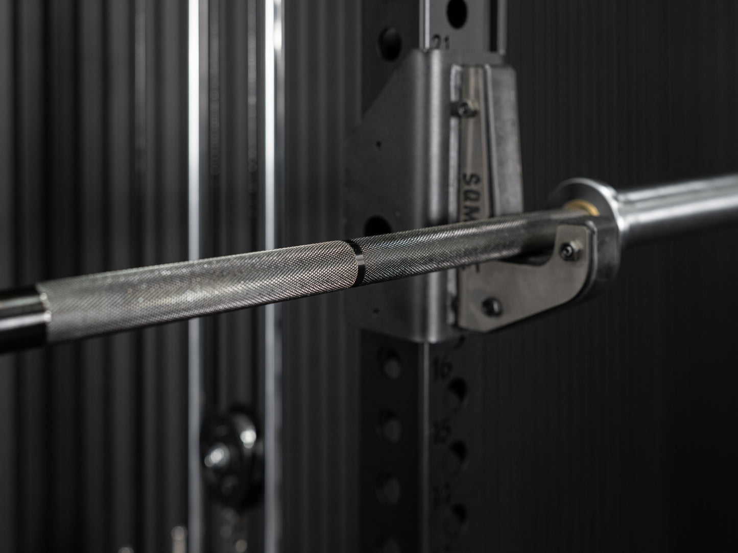 Calibrated Competition Powerlifting Langhantel SQMIZE® PREMIUM BISON OB86PL-IPC