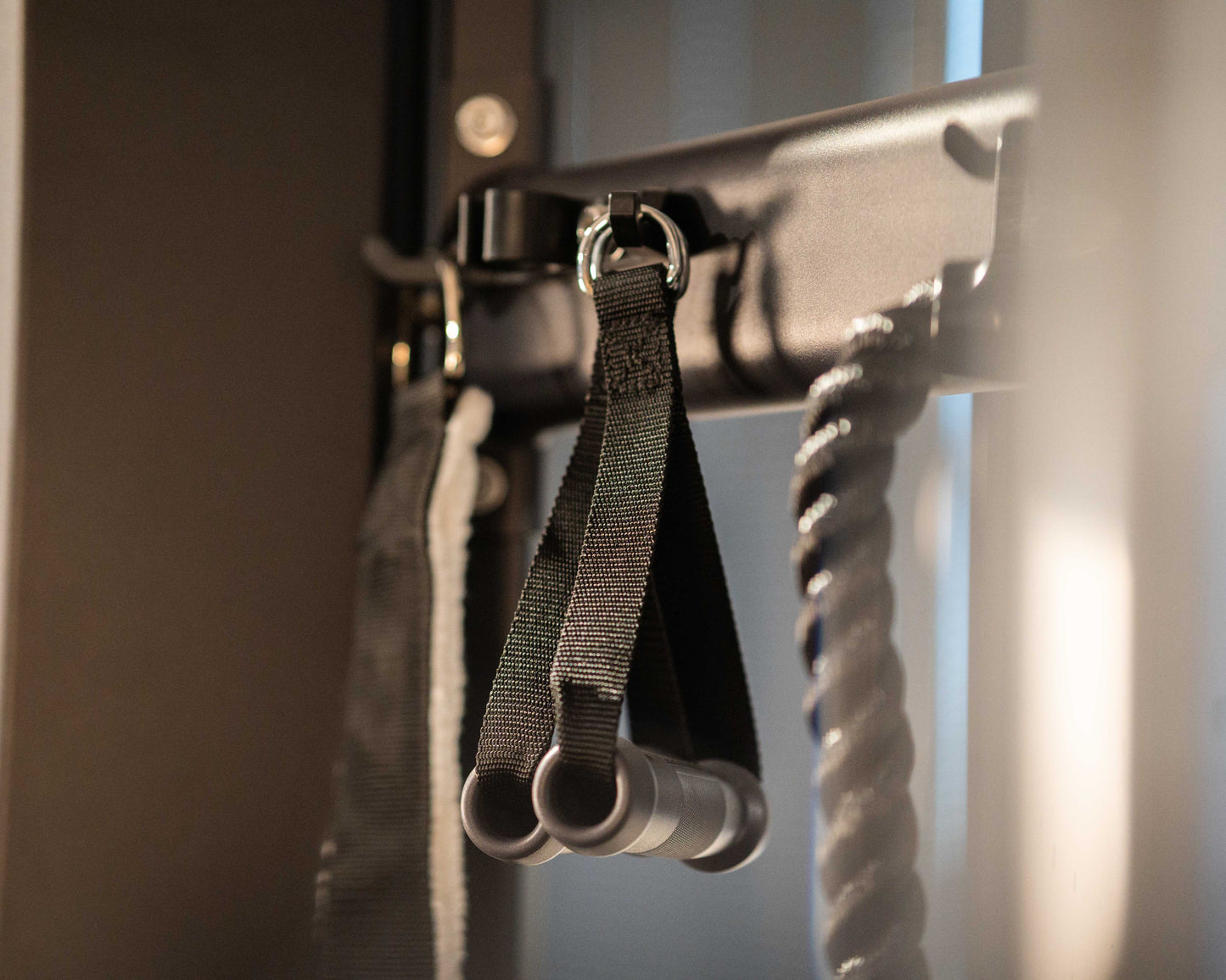 Kabelzugstation - Functional Trainer SQMIZE® PREMIUM BISON FT14i www.simpleproducts.at 