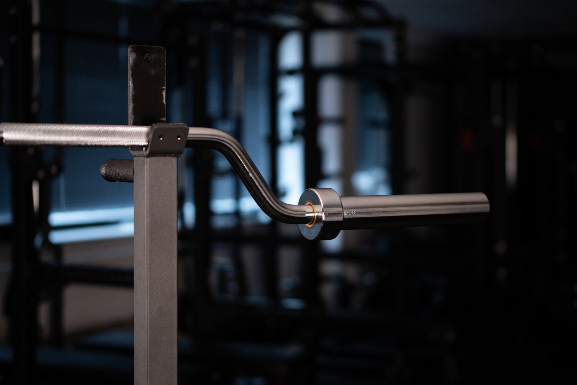 Olympia Safety Squat Bar SQMIZE® OBSB www.simpleproducts.at 